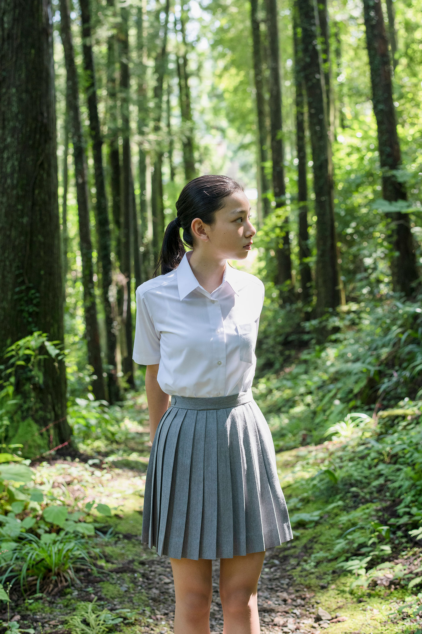 長澤樹 - 制服編 - Scene 7 (撮影日／2018年9月5日。撮影時学年／中学一年生。撮影／大和田良)